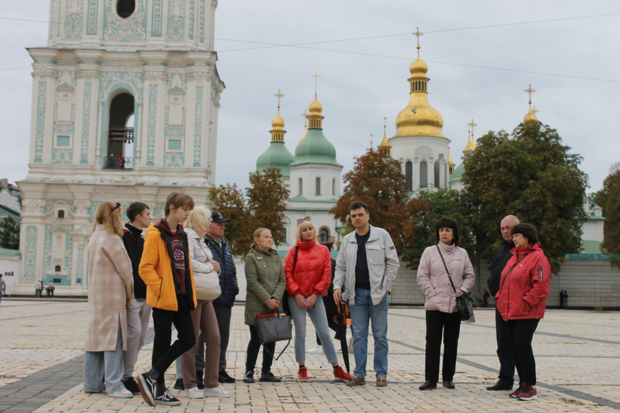 київ україна екскурсія впо біженці переселенці українці